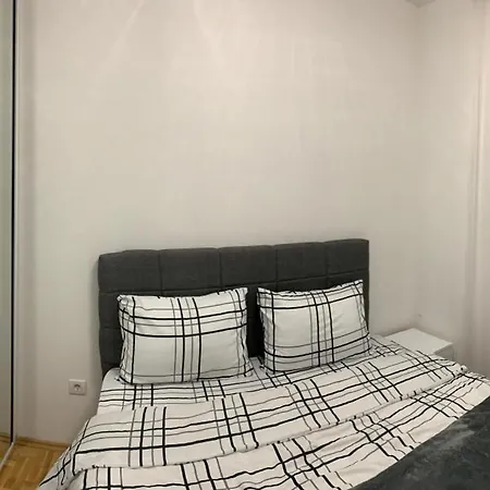 Zlatni San 3 Apartman *